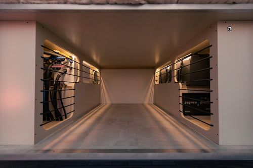 Luna — gallery image